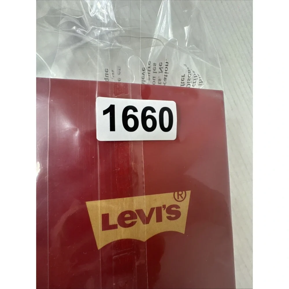 Levi's Men's Slim & Sleek Trifold RFID Brown Leather Wallet 1660